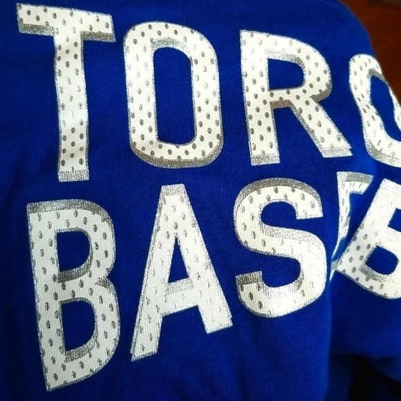 2/$18 Toronto Blue Jays Women's Baseball Top NWT - Picture 4 of 5